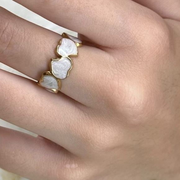 Jewelry - Adjustable Gold and White Heart Ring